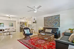 2740 Bruce Ln, Sarasota, FL 34237 - Photo 2