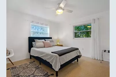 2740 Bruce Lane, Sarasota, FL 34237 - Photo 16