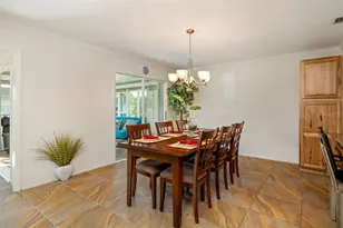 5486 Riverbluff Cir, Sarasota, FL 34231 - Photo 16