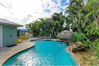 308 58th Street #A, Holmes Beach, FL 34217 - Photo 32