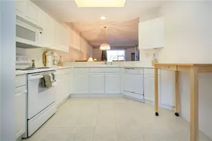 5300 Hyland Hills Ave, Sarasota, FL 34241 - Photo 20