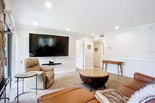 2220 Bahia Vista St, Sarasota, FL 34239 - Photo 8