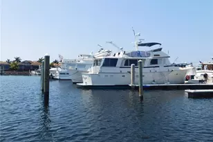 102 Riviera Dunes Way, Palmetto, FL 34221 - Photo 36