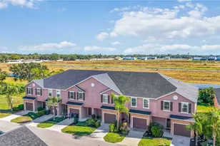 1218 Grantham Dr, Sarasota, FL 34234 - Photo 42