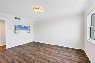 226 Golden Gate Point, Sarasota, FL 34236 - Photo 34