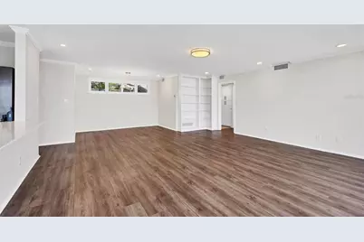 226 Golden Gate Point #32, Sarasota, FL 34236 - Photo 24