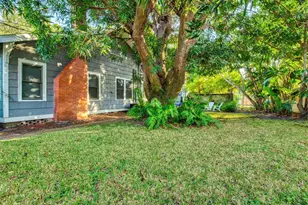 2121 7th Ave W, Bradenton, FL 34205 - Photo 20