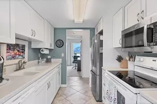 983 Sandpiper Cir, Bradenton, FL 34209 - Photo 12
