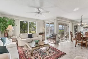 983 Sandpiper Cir, Bradenton, FL 34209 - Photo 4