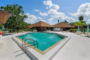 6061 Fairway Ln, Bradenton, FL 34210 - Photo 2