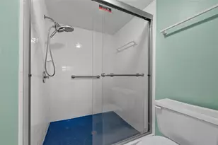 6061 Fairway Ln, Bradenton, FL 34210 - Photo 24