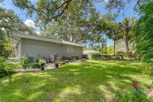 401 28th St W, Bradenton, FL 34205 - Photo 30