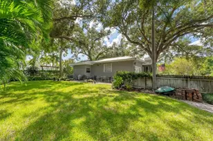 401 28th St W, Bradenton, FL 34205 - Photo 32