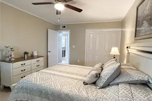 1100 E Bay Dr, Largo, FL 33770 - Photo 14