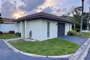 1100 E Bay Dr, Largo, FL 33770 - Photo 36