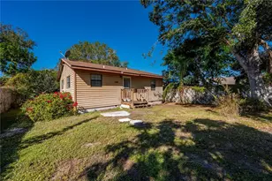 216 Glenwood Ave, Osprey, FL 34229 - Photo 26