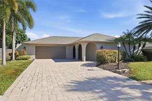 3660 Kingston Blvd, Sarasota, FL 34238 - Photo 1
