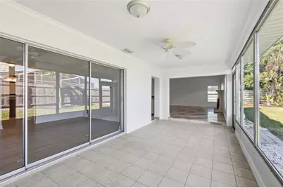 3660 Kingston Boulevard, Sarasota, FL 34238 - Photo 8