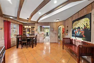 941 Virginia Dr, Sarasota, FL 34234 - Photo 16