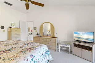 6089 Clubside Dr, Sarasota, FL 34243 - Photo 36