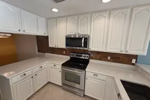 7070 Key Haven Rd, Seminole, FL 33777 - Photo 12