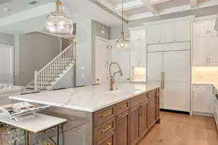 1905 Goldenrod St, Sarasota, FL 34239 - Photo 8