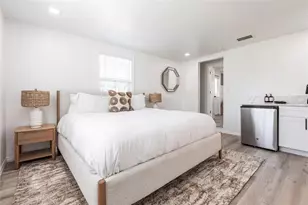 640 Broadway St, Longboat Key, FL 34228 - Photo 20