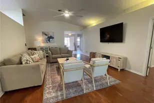 1012 Laurel Ave, Venice, FL 34285 - Photo 2