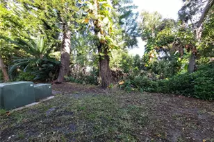 2009 Canal Dr, Bradenton, FL 34207 - Photo 16