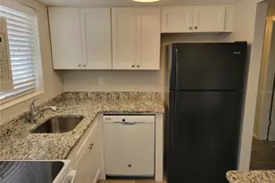 2009 Canal Dr, Bradenton, FL 34207 - Photo 2