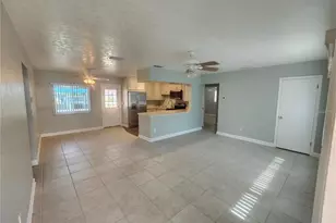 109 21st St NE, Bradenton, FL 34208 - Photo 12