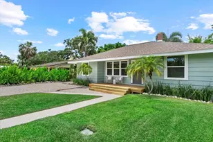 1051 Indian Beach Dr, Sarasota, FL 34234 - Photo 28