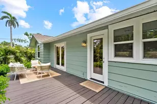 1051 Indian Beach Dr, Sarasota, FL 34234 - Photo 22