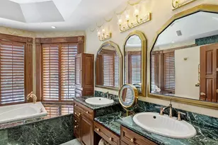 1310 S Lake Shore Dr, Sarasota, FL 34231 - Photo 32