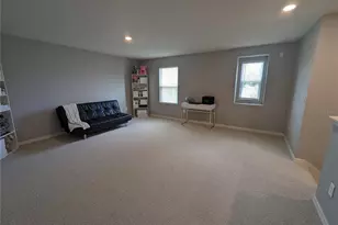 9235 Freedom Hill Dr, Seffner, FL 33584 - Photo 10