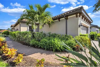 4727 Motta Court, Bradenton, FL 34211 - Photo 4