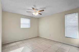 3405 McIntosh Rd, Sarasota, FL 34232 - Photo 16