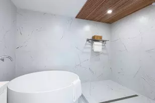 749 Tropical Cir, Sarasota, FL 34242 - Photo 20