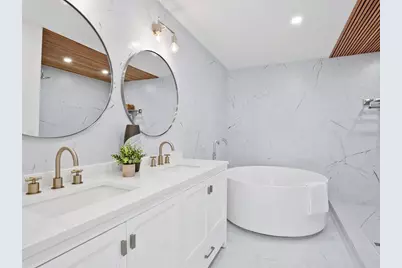 749 Tropical Circle, Sarasota, FL 34242 - Photo 18