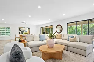 749 Tropical Cir, Sarasota, FL 34242 - Photo 6