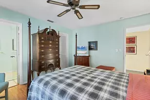 3823 Glen Oaks Dr E, Sarasota, FL 34232 - Photo 18