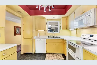 3823 Glen Oaks Drive E #83, Sarasota, FL 34232 - Photo 10