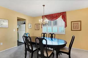3823 Glen Oaks Dr E, Sarasota, FL 34232 - Photo 12