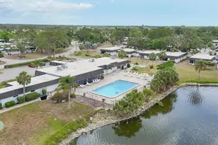 3823 Glen Oaks Dr E, Sarasota, FL 34232 - Photo 38