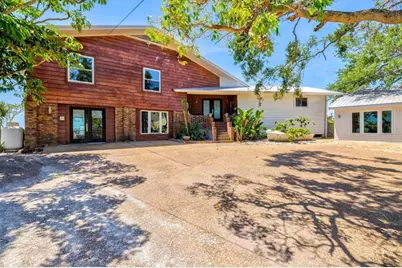 6928 26th Street W, Bradenton, FL 34207 - Photo 1