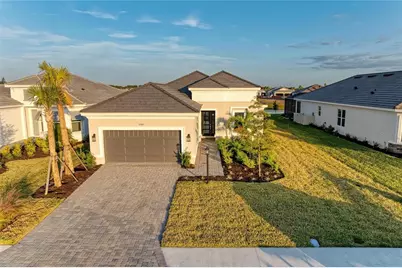 3303 Vicenza Ct, Lakewood Ranch, FL 34211 - Photo 10