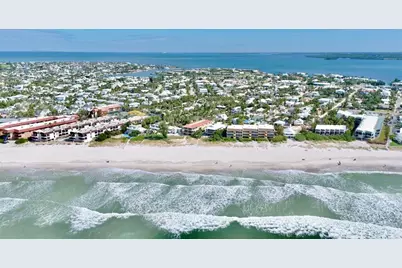 5803 Imperiore Avenue, Holmes Beach, FL 34217 - Photo 36