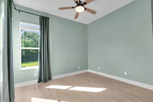 312 Londonderry Dr, Sarasota, FL 34240 - Photo 32