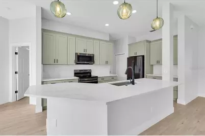 312 Londonderry Drive, Sarasota, FL 34240 - Photo 6