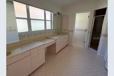 4432 Deer Trail Boulevard, Sarasota, FL 34238 - Photo 12